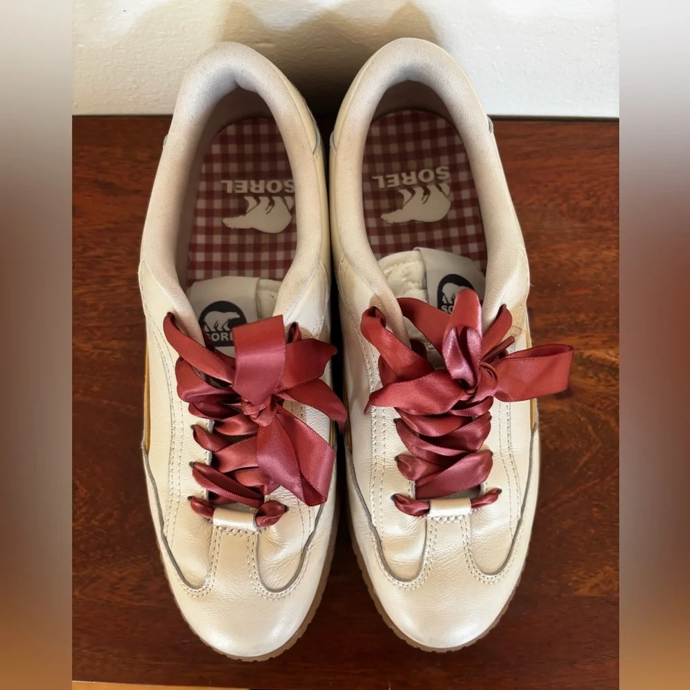 SOREL ONA Drift Shoes Sneakers Cream White Coral Pink Ribbon Laces size 9 Womens